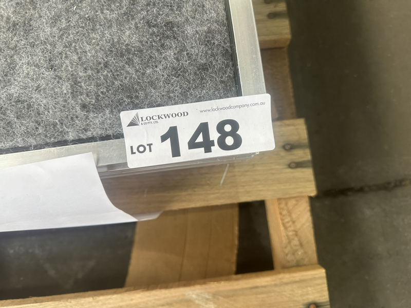 148 (4)